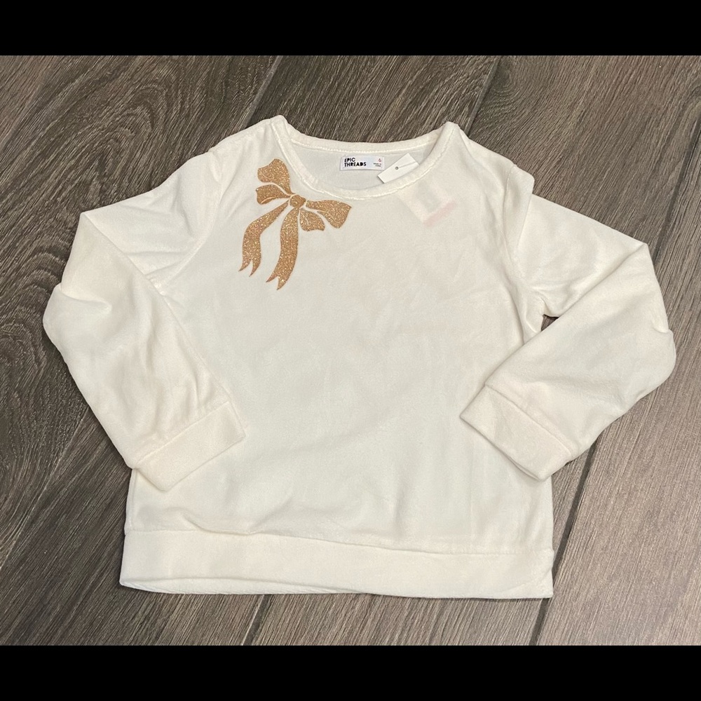 Girls sweater